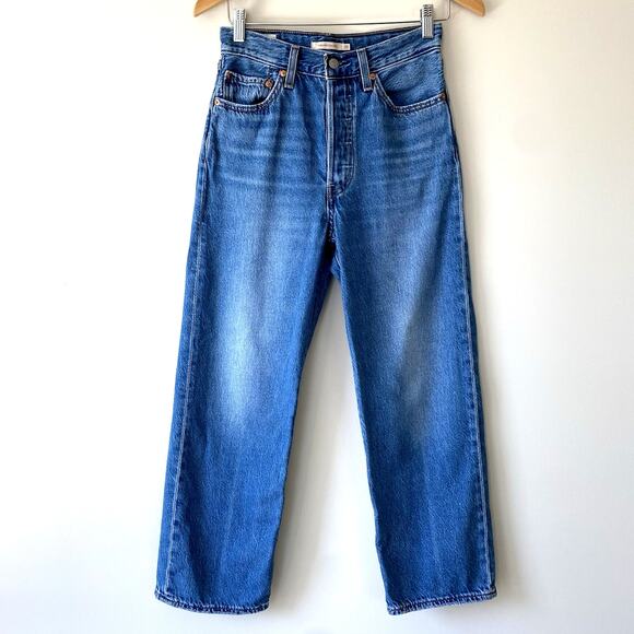 Levi's Premium Jeans Ribcage Straight Ankle Button Fly Womens 27 X 26 Med Wash - Picture 1 of 10